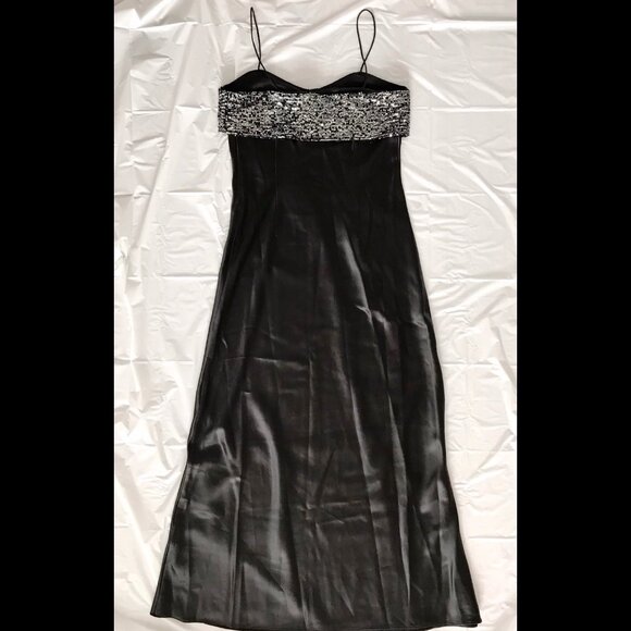 Lucy Paris Black Gown with Sequin Bow - Picture 5 of 6